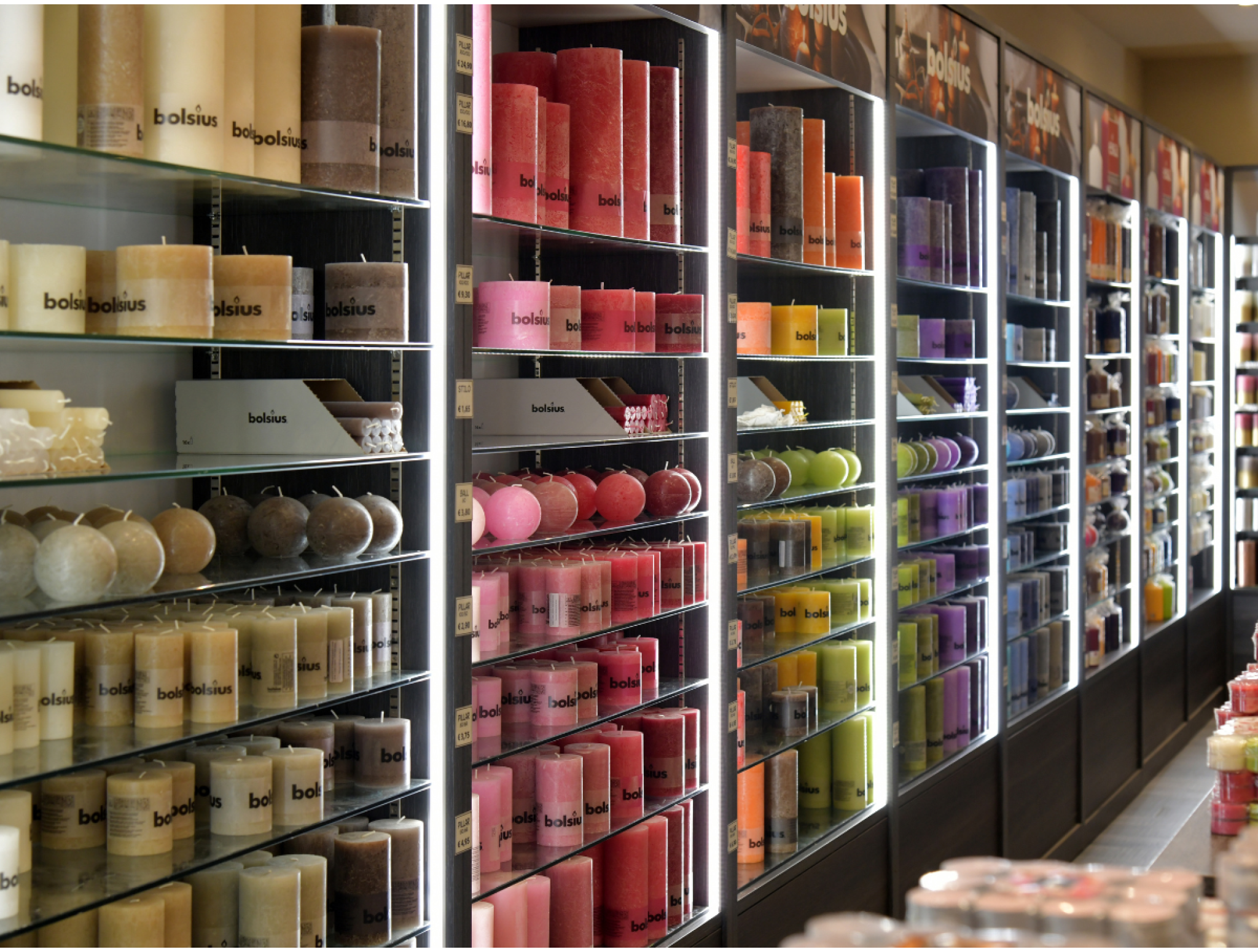 Как использовать светодиодные ленты для улучшения бизнеса: 30 идей