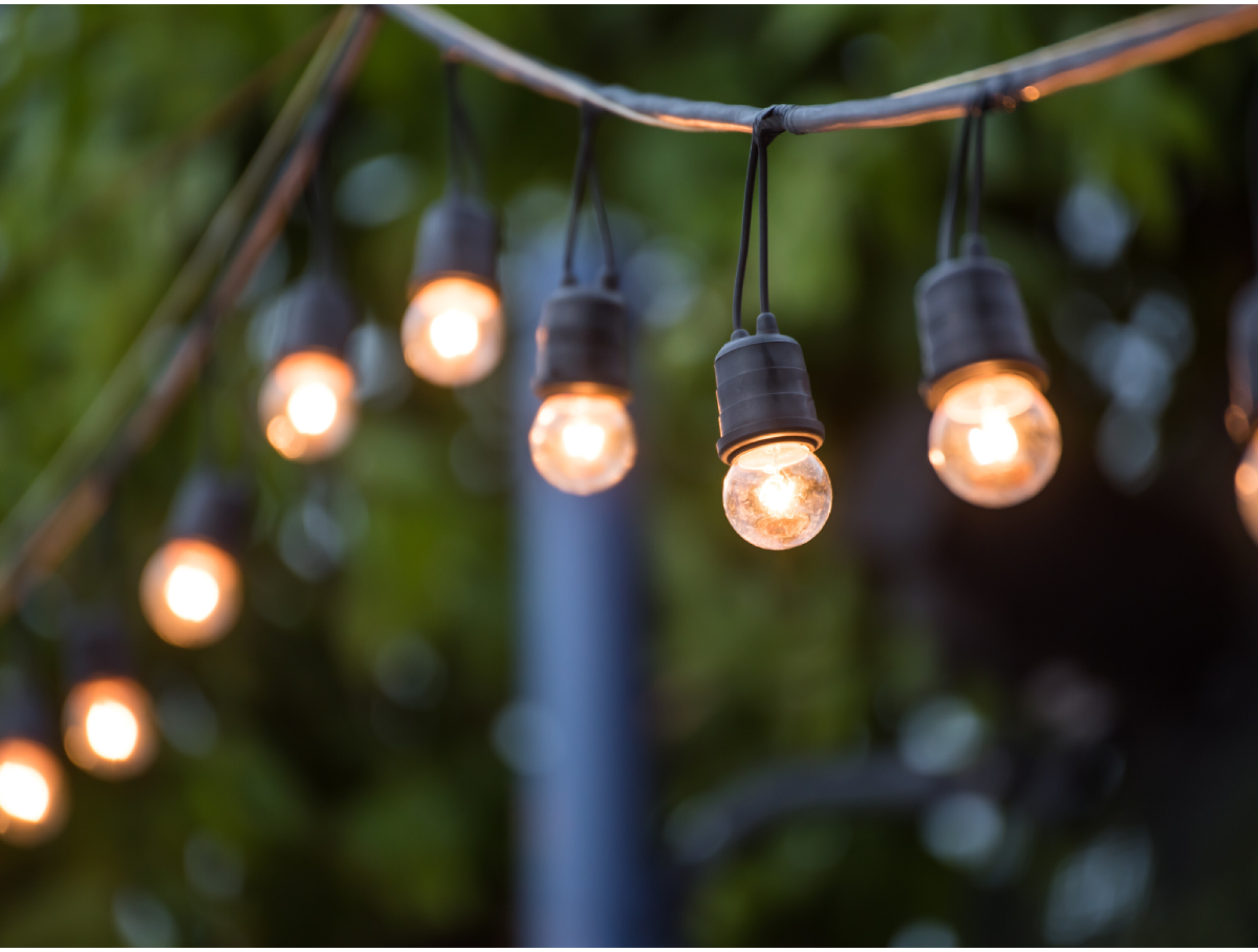 Як захистити проводи влітку від перегріву, вологи та сонячних променів