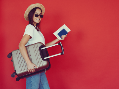 Кейс на колесах, ручний або рюкзак — що зручніше для поїздок і перельотів