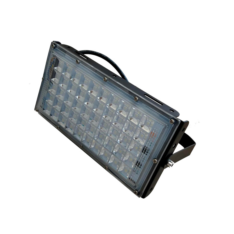 SLENS50 - Світлодіодний матричний прожектор, полегшений корпус, SMD LENS (матриця з IC драйвером)