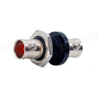 J01005A0009 - Панельный проходной адаптер UHD-BNC гнездо > гнездо, фронтальное крепление