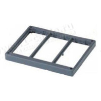 SM302-9 - 3-х модульна рамка під розетки для системи комутаційного підлогового люка