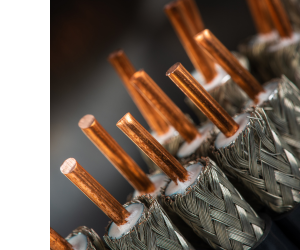 фото коаксіальних кабелів з обплетеннями