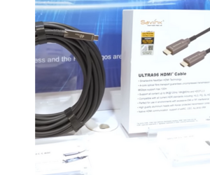 фото активного кабелю HDMI 2.2 