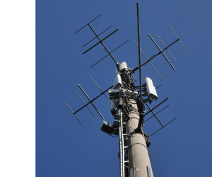 антена для прийому та передачі сигналу