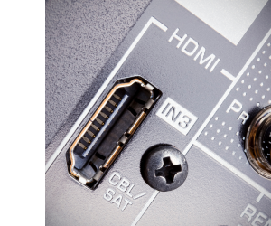 фото встроенного разъема HDMI близко 