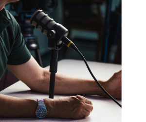 фото підключеного мікрофонного кабелю для стрімів